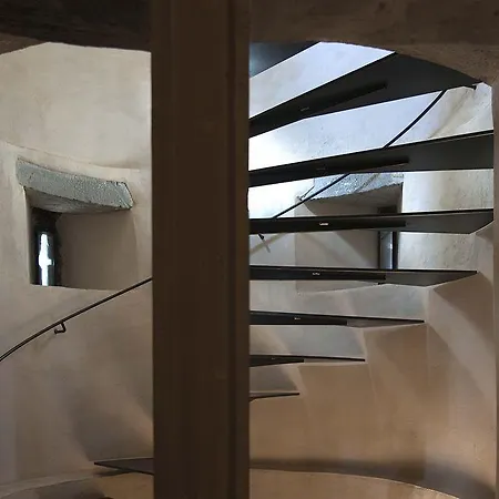 Chateau Le Rosey Гостевой дом 4*