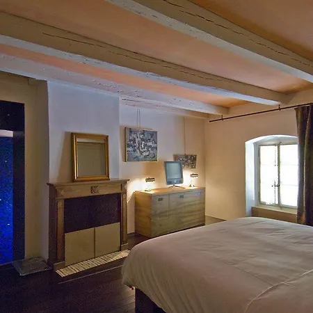 Chateau Le Rosey Гостевой дом Ньон