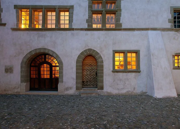 Chateau Le Rosey 4* Nyon